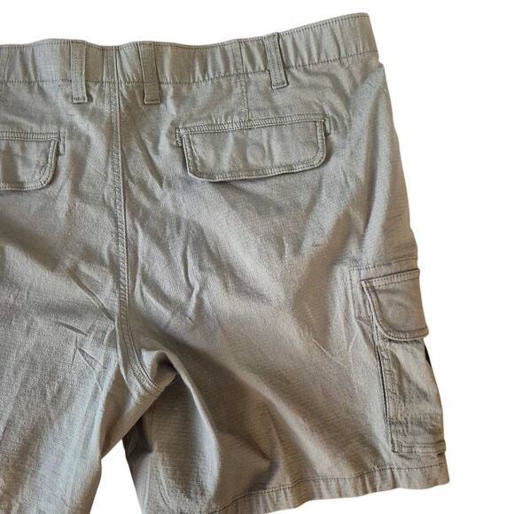 Sonoma Men's Olive Green Cotton /Spandex Cargo Shorts NEW NWT - Picture 2 of 10